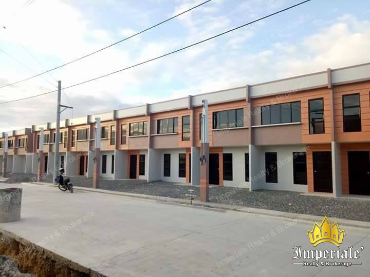 DECA HOMES BAYWALK TALISAY 2